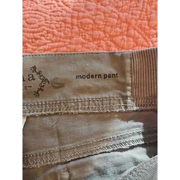 Sonoma Life and Style Gray Modern Fit Convertible Pants Size Petite 10 - Picture 9 of 10